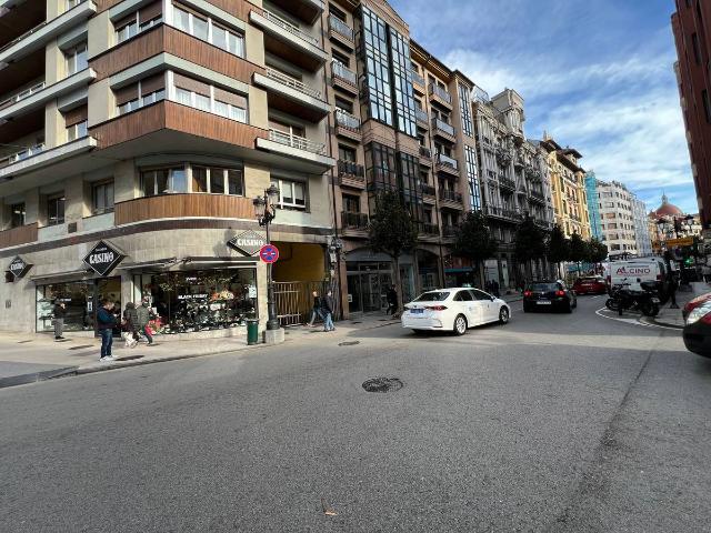 Dúplex en venta en Oviedo, Casco Antiguo