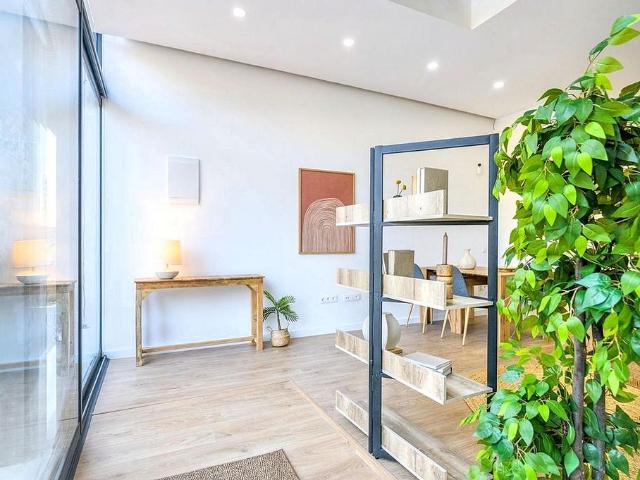 Dúplex en venta en Nou Barris, Barcelonès