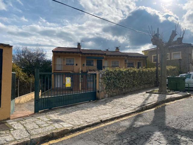 Dúplex en venta en Piedralaves, Ávila