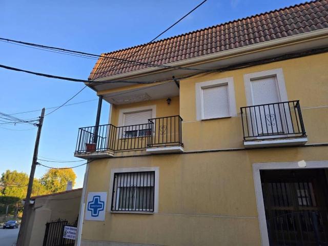 Dúplex en venta en Pioz, Madrebuena