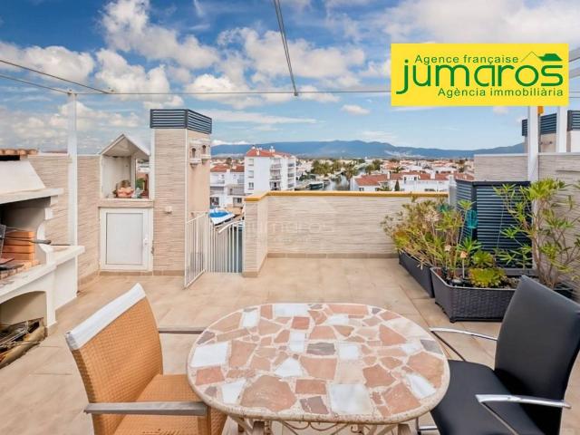 Dúplex en venta en Empuriabrava, Alt Empordà