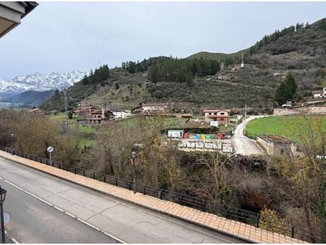 Piso en venta en Potes, Cantabria