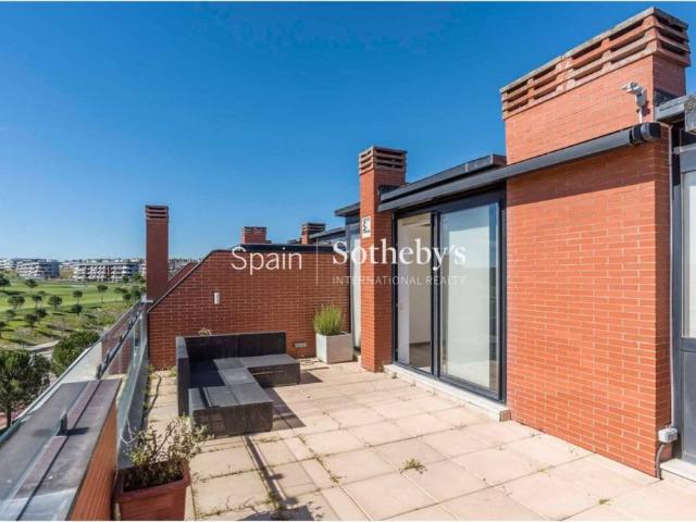 Dúplex en venta en Pozuelo De Alarcón, Madrid