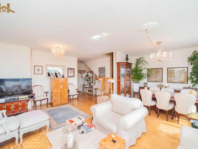Dúplex en venta en Pozuelo De Alarcón, Pozuelo Estación