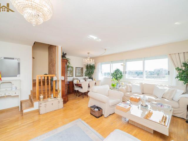 Dúplex en venta en Pozuelo Estación, Pozuelo De Alarcón