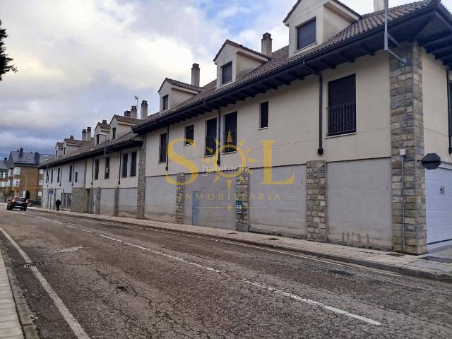 Dúplex en venta en Puebla de Lillo, León