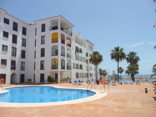 Dúplex en venta en Manilva, Monte Viñas