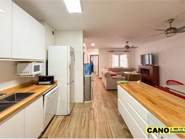 Dúplex en venta en Roquetas De Mar, Andalucía