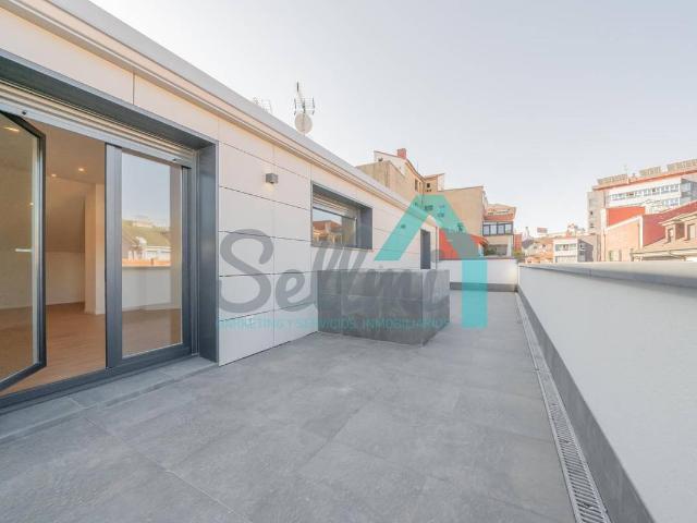 Dúplex en venta en Oviedo, Casco Antiguo