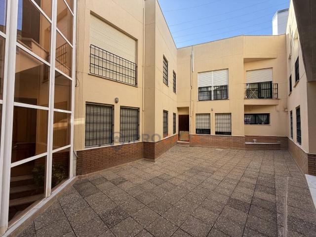Dúplex en venta en Utrera, Andalucía