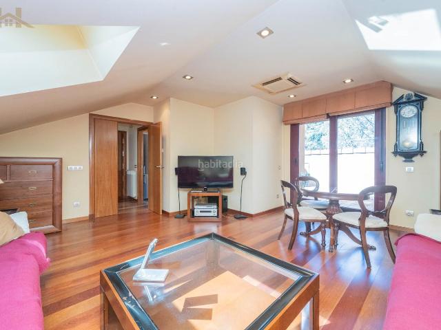 Dúplex en venta en San Lorenzo De El Escorial, Madrid