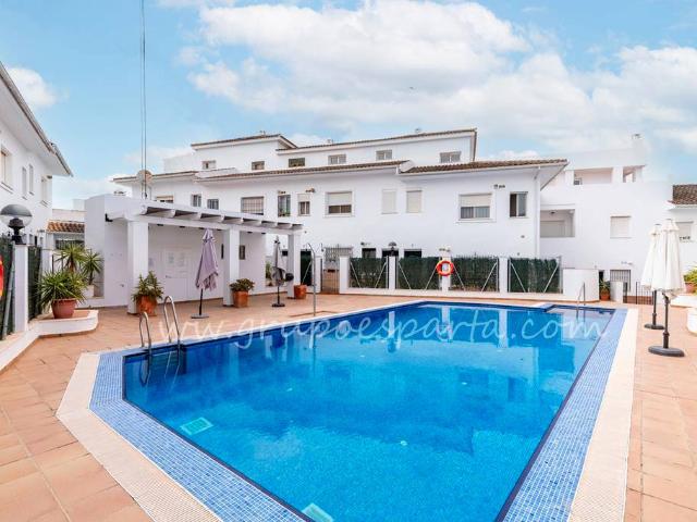 Dúplex en venta en Sanlúcar La Mayor, Torrequesada-Camino de Umbrete