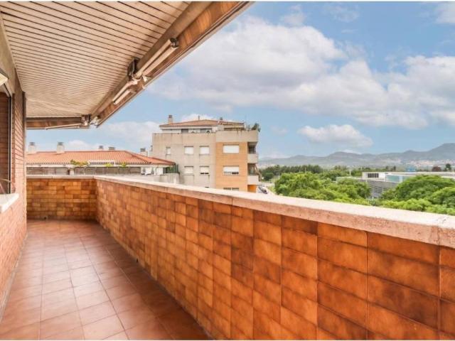 Dúplex en venta en Centre, Baix Llobregat