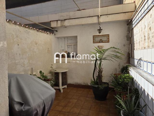 Dúplex en venta en Llatí, Barcelonès