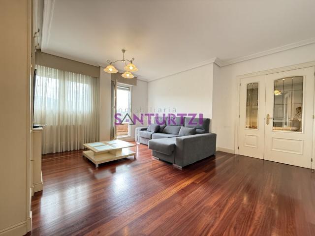 Dúplex en venta en Kabiezes, Santurtzi