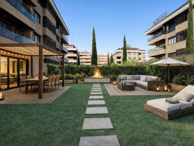 Dúplex en venta en Boadilla Del Monte, Madrid