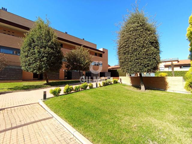 Dúplex en venta en Boadilla Del Monte, Madrid