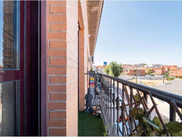 Dúplex en venta en Sevilla La Nueva, Madrid