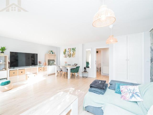 Dúplex en venta en Sevilla La Nueva, Madrid