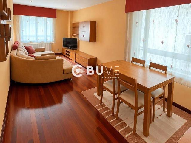 Dúplex en venta en O Rapeiro, Teo