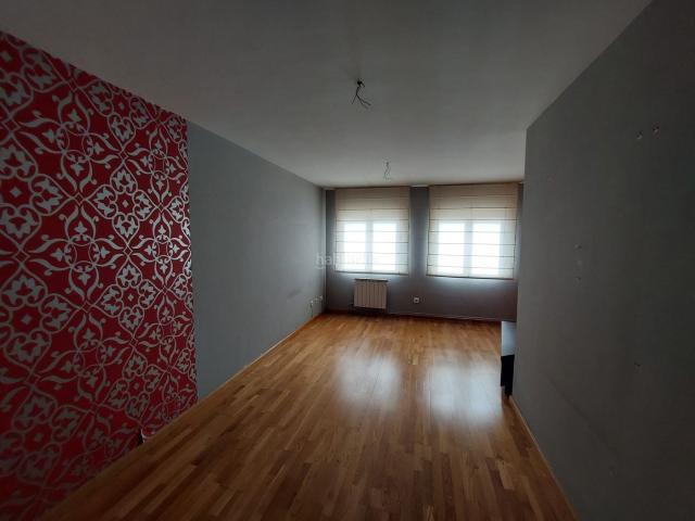 Dúplex en venta en San Claudio, León