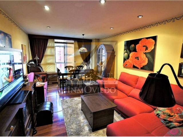 Dúplex en venta en Oviedo, Casco Antiguo