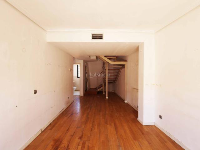 Dúplex en venta en Velilla De San Antonio, Madrid