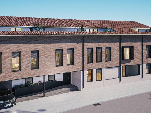 Dúplex en venta en Plaça de l'Ajuntament, Alt Empordà