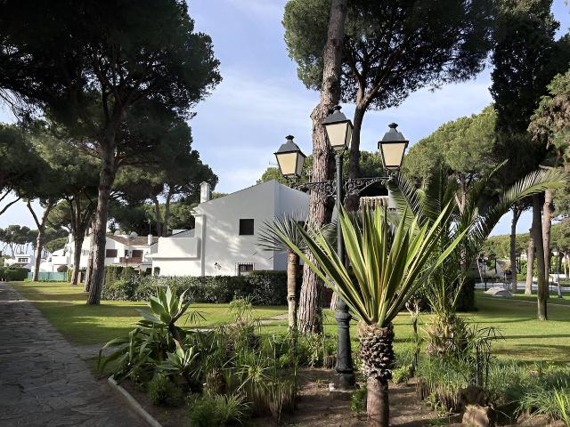 Dúplex en venta en Barriada Islas Canarias, Costa del Sol Occidental