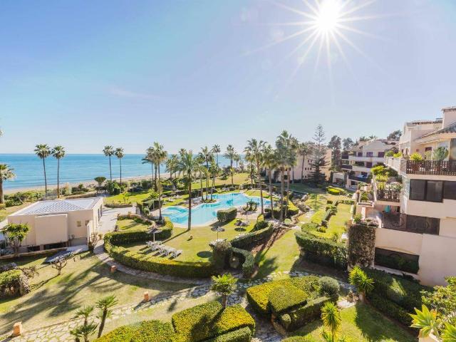 Dúplex en venta en Barriada Islas Canarias, Costa del Sol Occidental