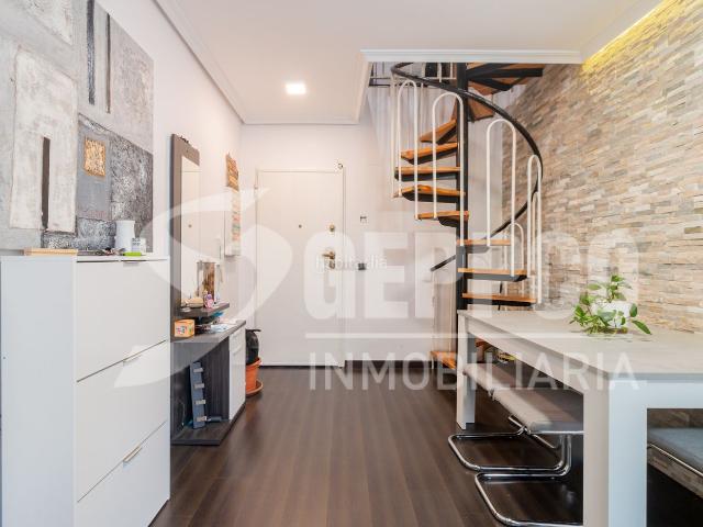 Dúplex en venta en Villalbilla, Madrid