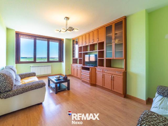 Dúplex en venta en Villalpando, Castilla y León