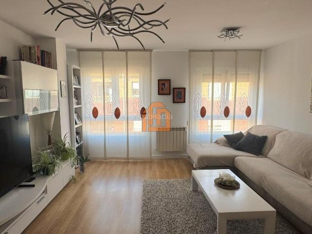 Dúplex en venta en Navatejera, Villaquilambre