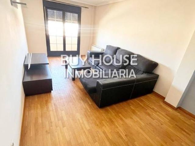 Dúplex en venta en Yuncos, Urbanización Cervantes