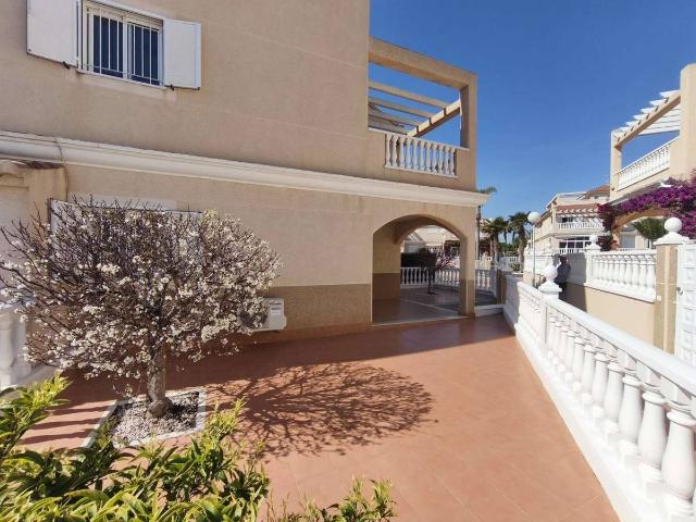 Dúplex en venta en Obispo Rocamora, Orihuela