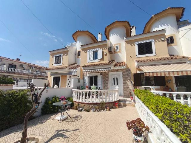 Dúplex en venta en Obispo Rocamora, Orihuela