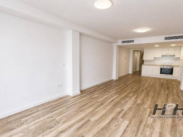 Dúplex en venta en Burjassot, València / Valencia