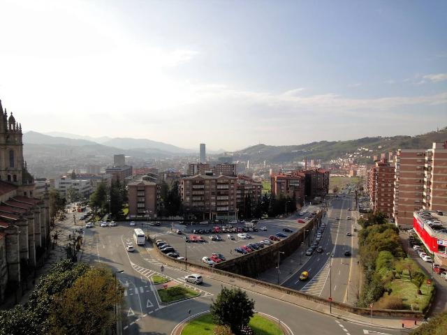 Dúplex en venta en Ibaiondo, Bilbao