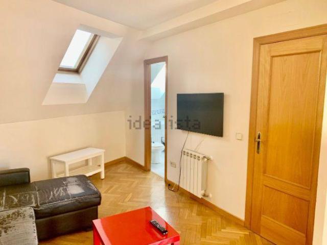 Dúplex en venta en Tetuán, Madrid