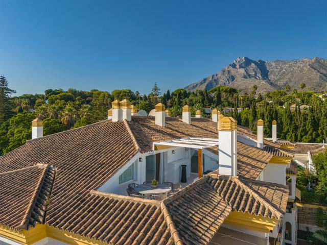 Dúplex en venta en El Vicario, Costa del Sol Occidental