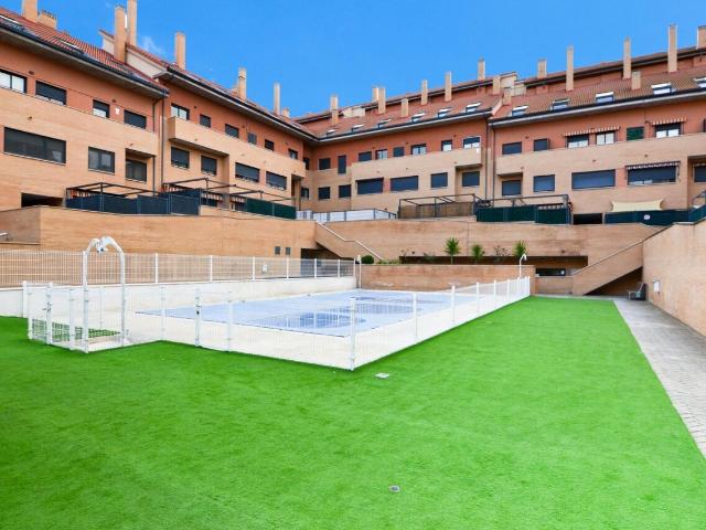 Piso en venta en Urbanización Las Viñas, Méntrida