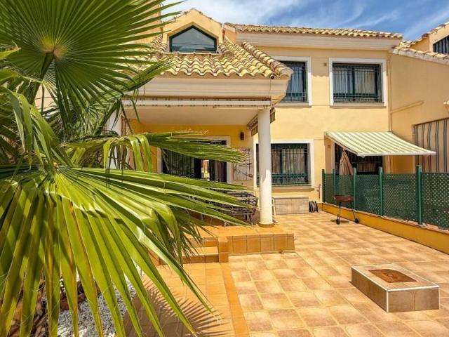 Dúplex en venta en Villa Martín, el Baix Segura / La Vega Baja