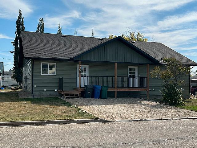 Duplex for rent in Grande Prairie, Alberta