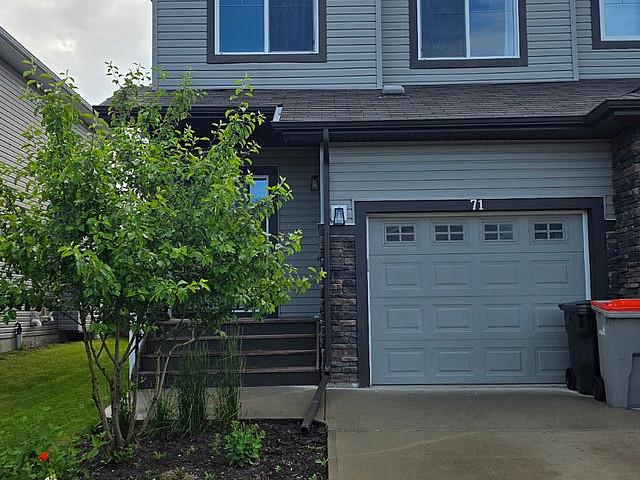 Duplex for rent in Stony Plain, Alberta