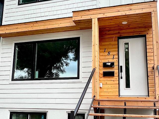 House for sale in East St. Paul, Manitoba
