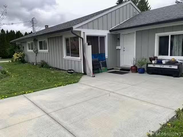 House for sale in Duncan, British Columbia