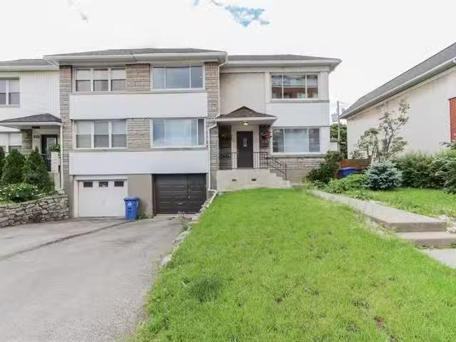 House for sale in Mont-royal, Quebec