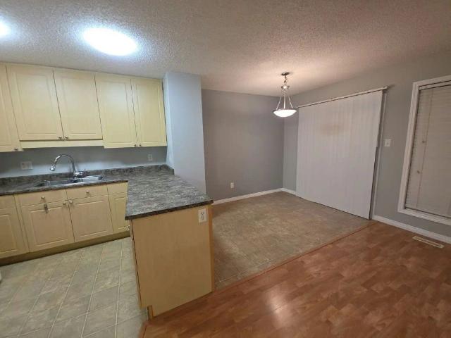 House for rent in Charlesworth, Edmonton