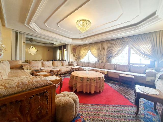 Appartement vente à Anfa, Gharb-Chrarda-Beni Hssen