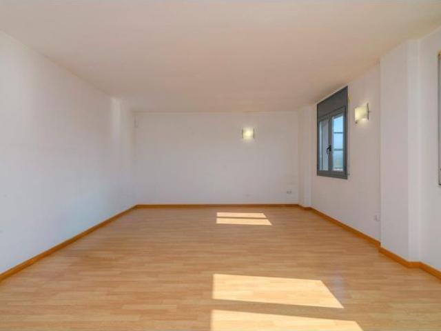 Piso en alquiler en les Tres Creus, Manresa